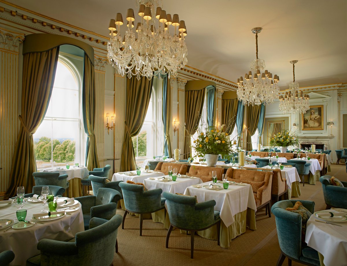 We are looking for a Chef de Rang to join the team <a href="/Cliveden_House/">Noah Shelton</a> @cliveden_AGR 
To apply please follow the link below:
careers.iconicluxuryhotels.com/chef-de-rang-1…