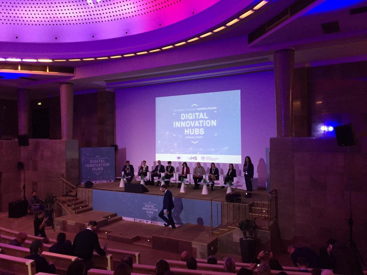 I4MS_Europe's tweet photo. Andrea Halmos from #DGConnect opening speech on the key role of #DIHs to understand the needs of #SMEs in their process of #goingdigital and the #digitaltransformation.
@DSMeu #digitaliseEU #DIH2018 @DigIndEU https://t.co/FAZqaFWj3E