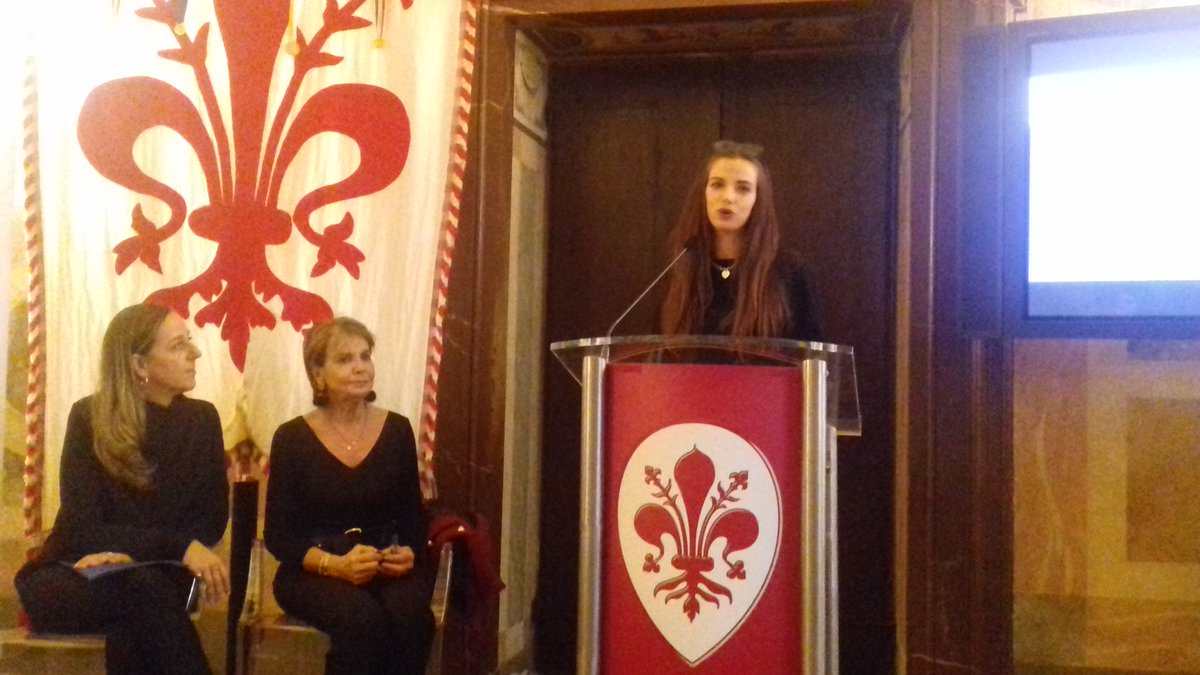 portalegio's tweet photo. Presentata #ApptoYoung, la prima app nata per dare voce a giovani che stanno vivendo un momento di disagio e hanno bisogno di qualcuno con cui confidarsi, realizzata da Associazione Fiorenzo Fratini, Ospedale Bambino Gesù e Comune di Firenze. #Youngle Info:https://t.co/1YPKK7S1jz https://t.co/JiUtvId8mZ
