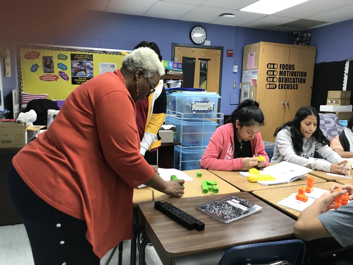 berrymas1's tweet photo. Student activity providing opportunity for achievement of actionable learning target verb!  #flmshornets https://t.co/4pmb9izIlt