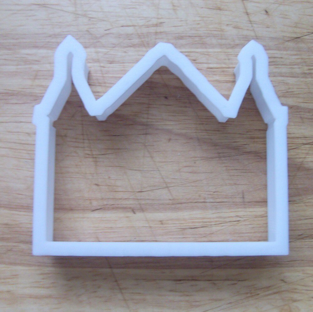 Anjelica1956's tweet image. I’ve no idea! But you do know. Made by @seddevelopments, on sale @libraryshop Dunk the #dmj, munch on the Mechanics’ Institution &amp;amp; lick the Locarno! And the town hall too!