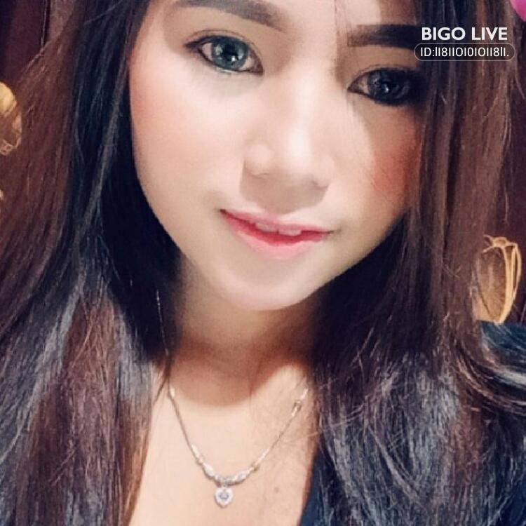 Putrinistic_BLT's tweet photo. OMG! Kamu harus melihat ini. #BIGOLIVE.  
https://t.co/mtMh5T5ekG https://t.co/oXabUwp3S7