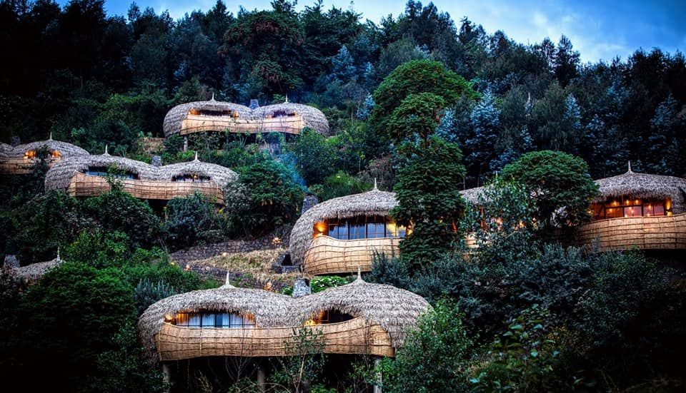 Biz_Africa's tweet photo. #VisionStyleAwards names Rwandan eco-resort #BisateLodge Most Innovative New Venue | https://t.co/H2uoXiF5qV via @Biz_Tourism @visionss_group #HospitalityIndustry https://t.co/qBVNZgtn8q