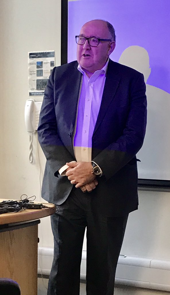 Giovanni E Mann tweet media