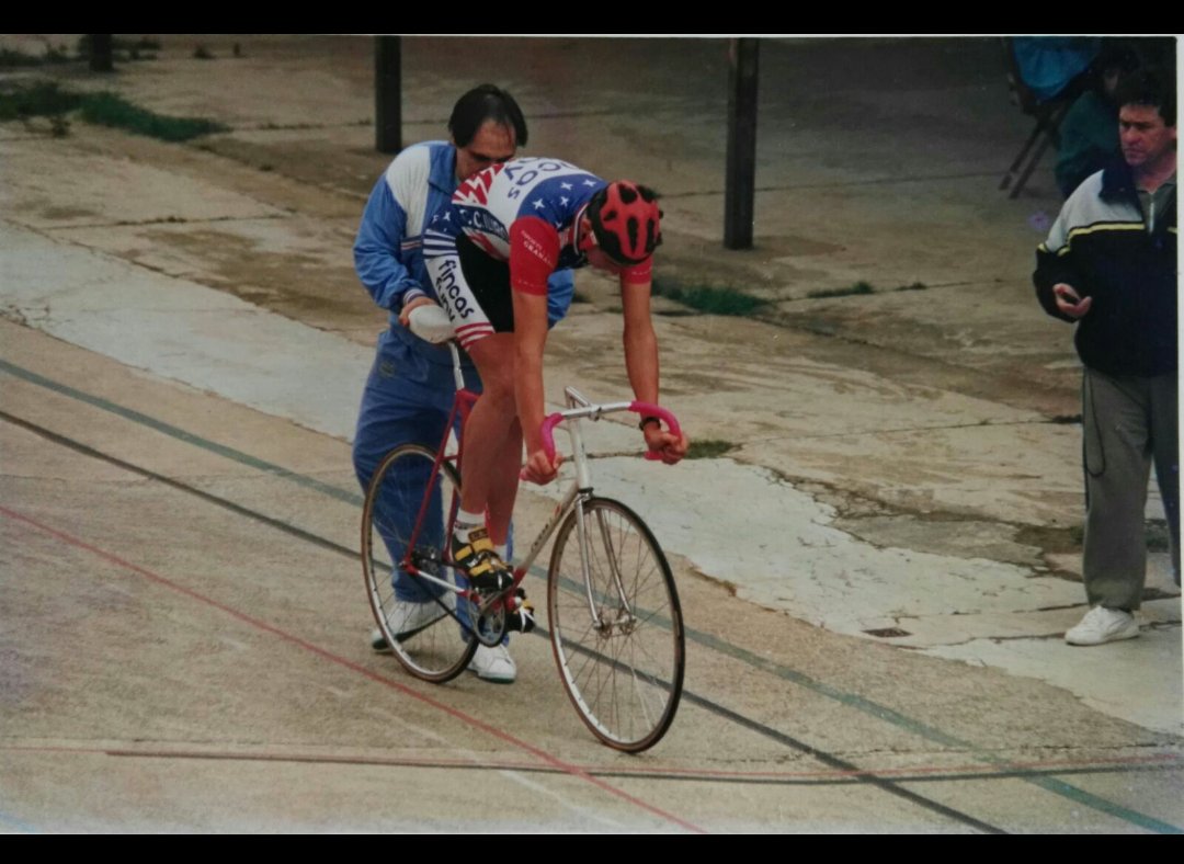 <a href="/ecmataro/">E.C. Mataro</a> <a href="/TrackPiste/">Track Piste</a> <a href="/JaumeMas/">Jaume Mas</a> El velódromo de Mataró fue donde me entró el veneno del ciclismo en pista y dónde me gradué en peraltes. 👌👌👌