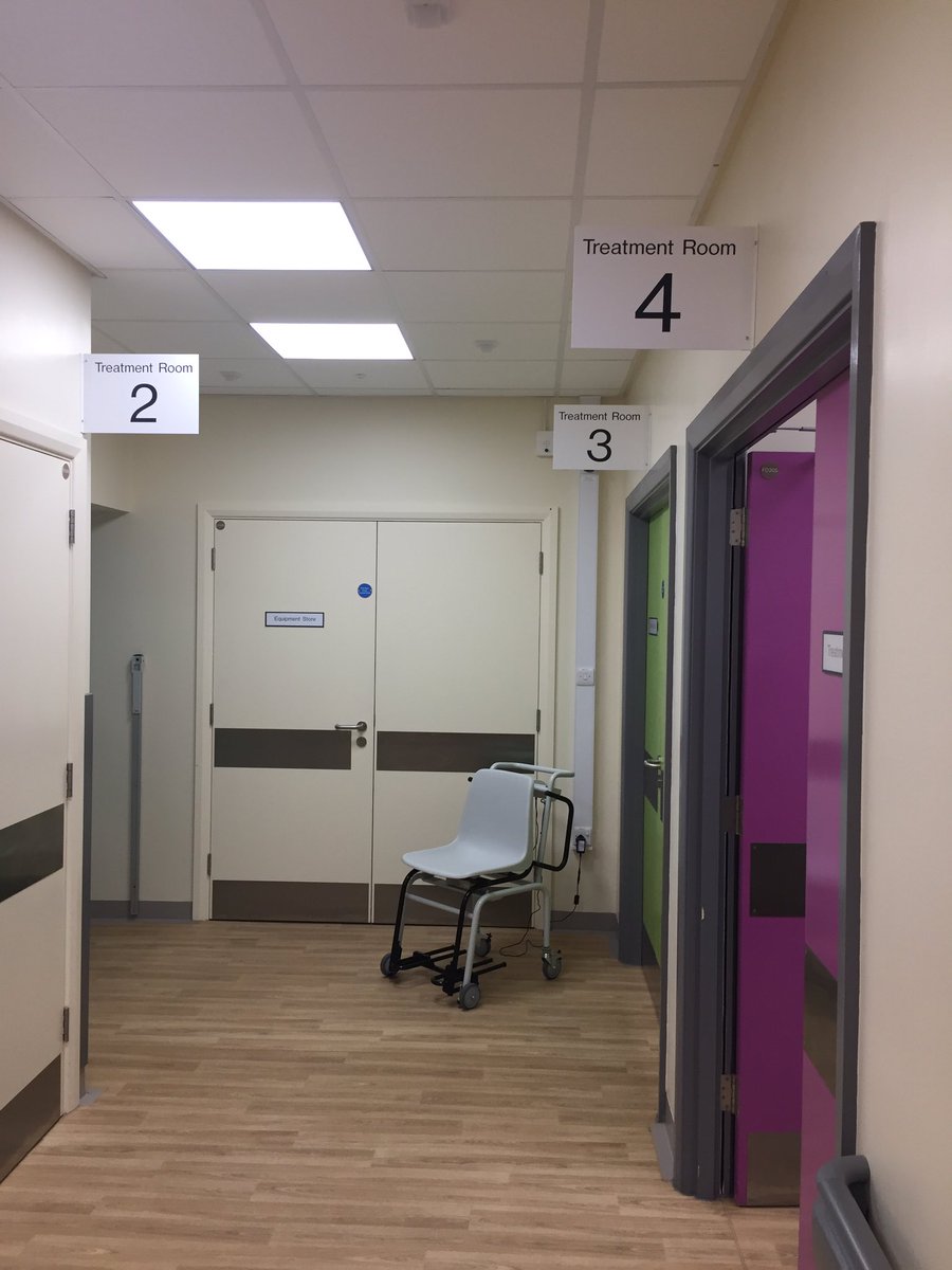 C_MPartnership's tweet image. Today we are filming at the Frailty Unit @WHHNHS in Warrington and talking to Mr and Mrs Crossley! They think the wrap around care here has been brilliant and the integrated care has been second to none #integratedcare #frailtyunit #letsgetbettertogether