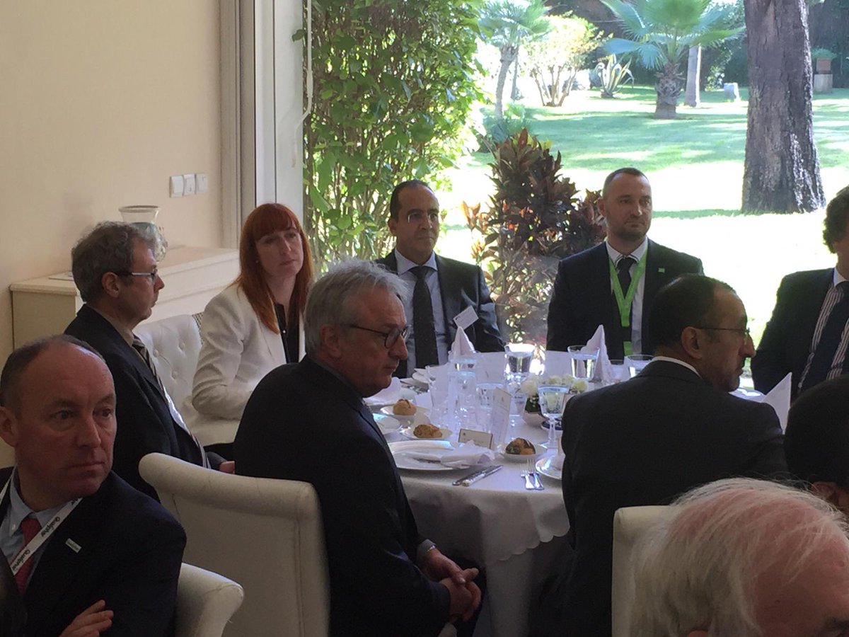 Awex_Afrique's tweet photo. @AWEX_Belgium Power Lunch: La Belgique: Leader dans le diagnostique et le traitement du cancer #BEmissionMAR #AWEX2018 https://t.co/WzRE6z7dn2