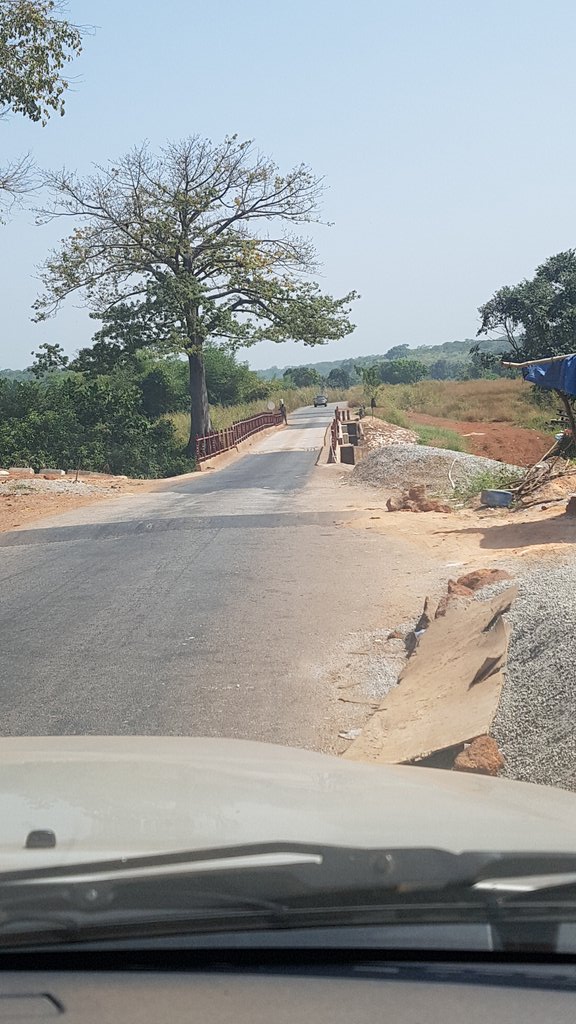 Le fameux Pont de Linsan qui a fait coulé bcp d'encre et de salive.  #linsan  #roadtrip Direction  #HauteGuinée Cc  @bahoro09