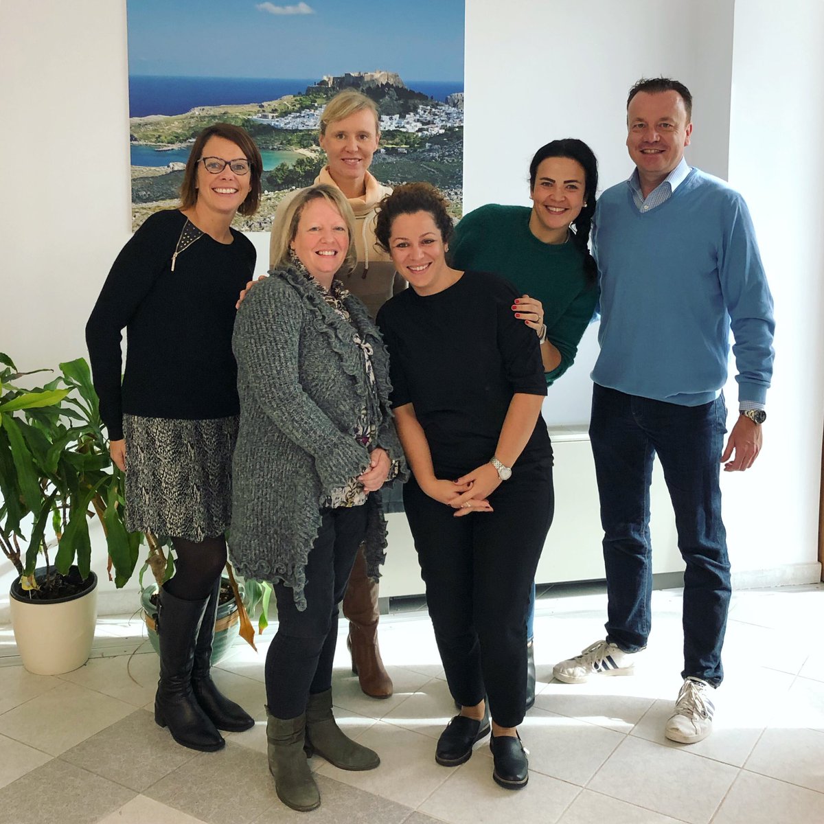 KirchnerBarbara's tweet photo. #TUIdx Senior Leader Meeting in Rhodes - Reviewing S’18 #creatingsmiles2018 and getting ready for S’19 #creatingsmiles2019 https://t.co/9WH87AomLw