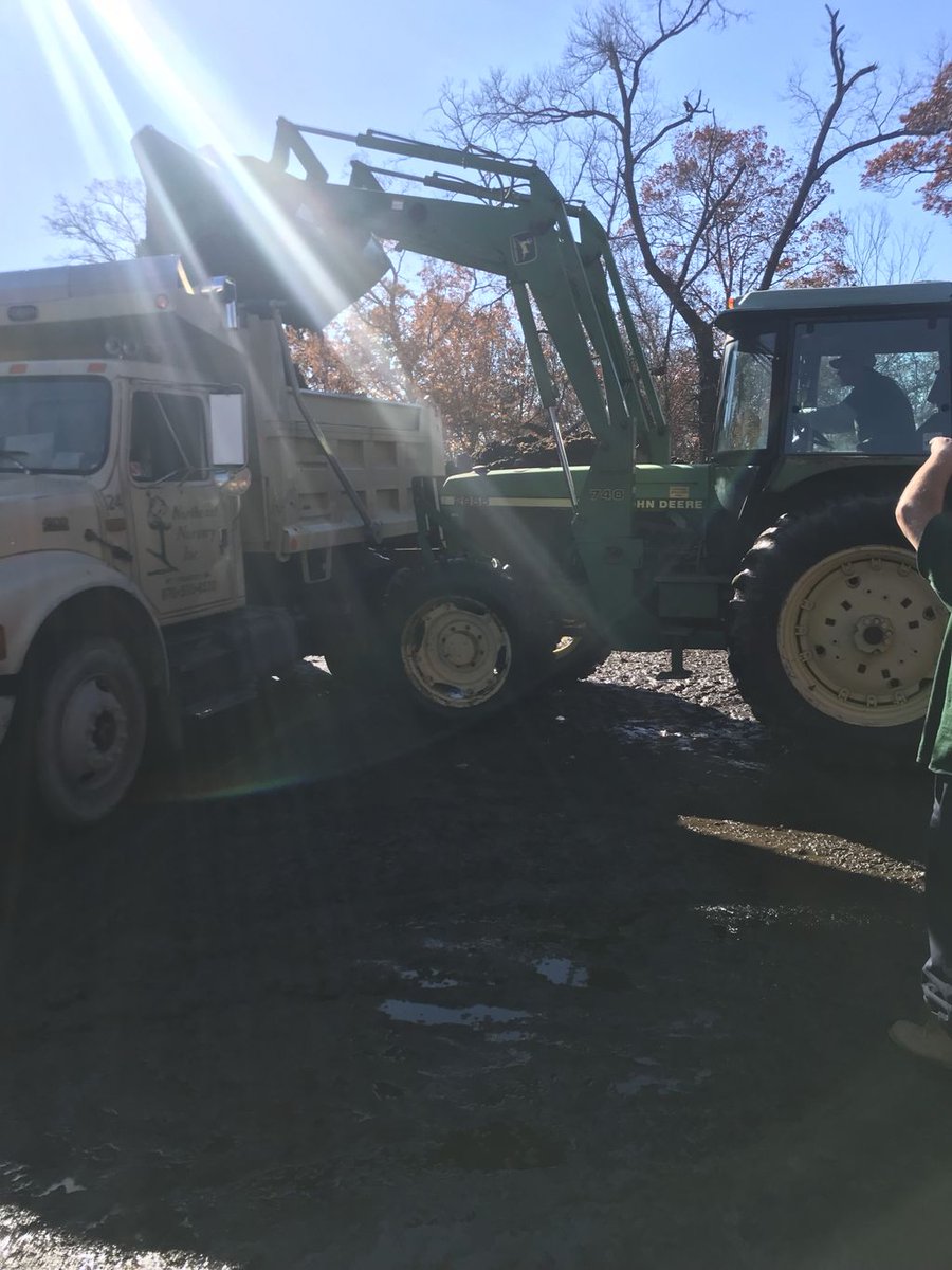 EssexNorthShore's tweet photo. We are happy to announce a new partnership between the #ENSFarm department and Black Earth Compost! They will be taking our manure and use it in a sustainable manner to create nutrient rich compost that will be used throughout New England! #AgEdu #CareerTechEd #HawkTalk #ENSATS https://t.co/m3cz90lBr7