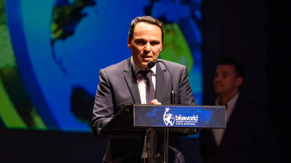 beoncomunicacio's tweet photo. @beonworldwide se proclama tercera mejor agencia de eventos del mundo en el @BeaWorldFest tras lograr tres oros, posicionándose como la mejor #agencia española a nivel nacional.
¡Enhorabuena #equipazo!
https://t.co/SphFCG1r4X

#BeonEvents  #BeaWorldFestival https://t.co/jwzUoMSuWE