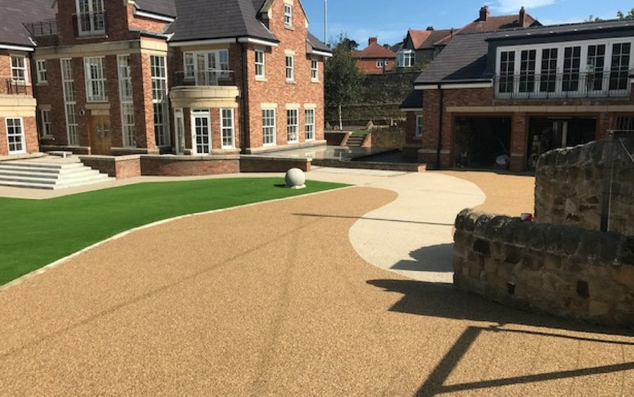 IanHowene's tweet image. Stunning Resin Driveways by our team at Ian Howe Landscaping ow.ly/KBUg30mry2x