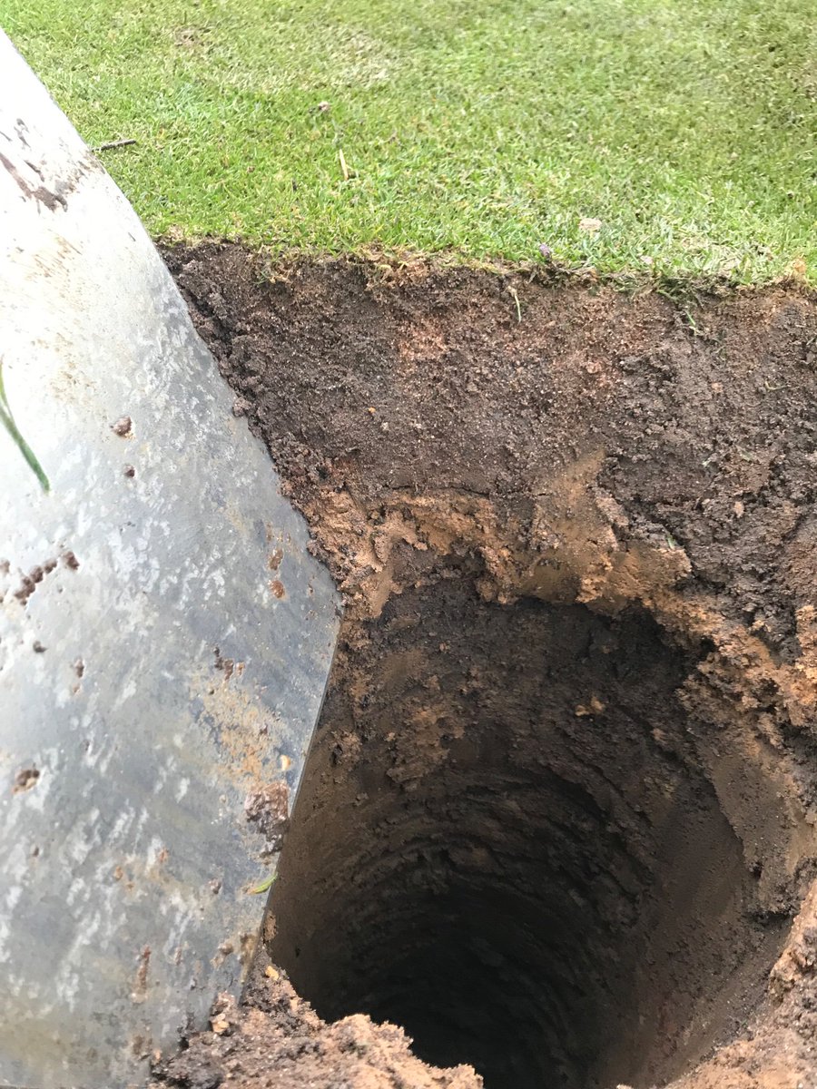 WakefieldGCGre1's tweet photo. Drill and fill to 4ft depth on 4th green built on pure clay from 6inch down. #clay #drainage #greenkeeping  @wakefieldgolf https://t.co/e5dmMLvTHm