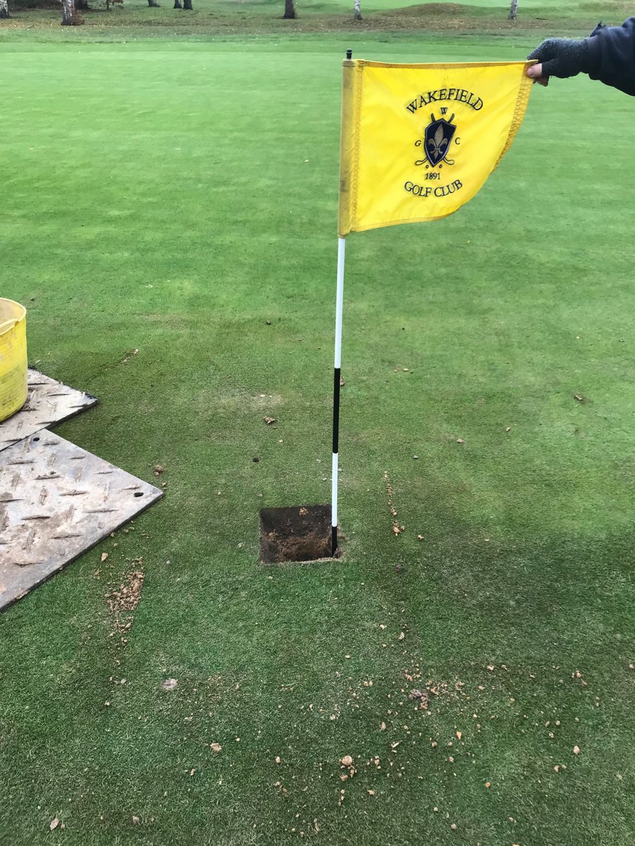WakefieldGCGre1's tweet photo. Drill and fill to 4ft depth on 4th green built on pure clay from 6inch down. #clay #drainage #greenkeeping  @wakefieldgolf https://t.co/e5dmMLvTHm