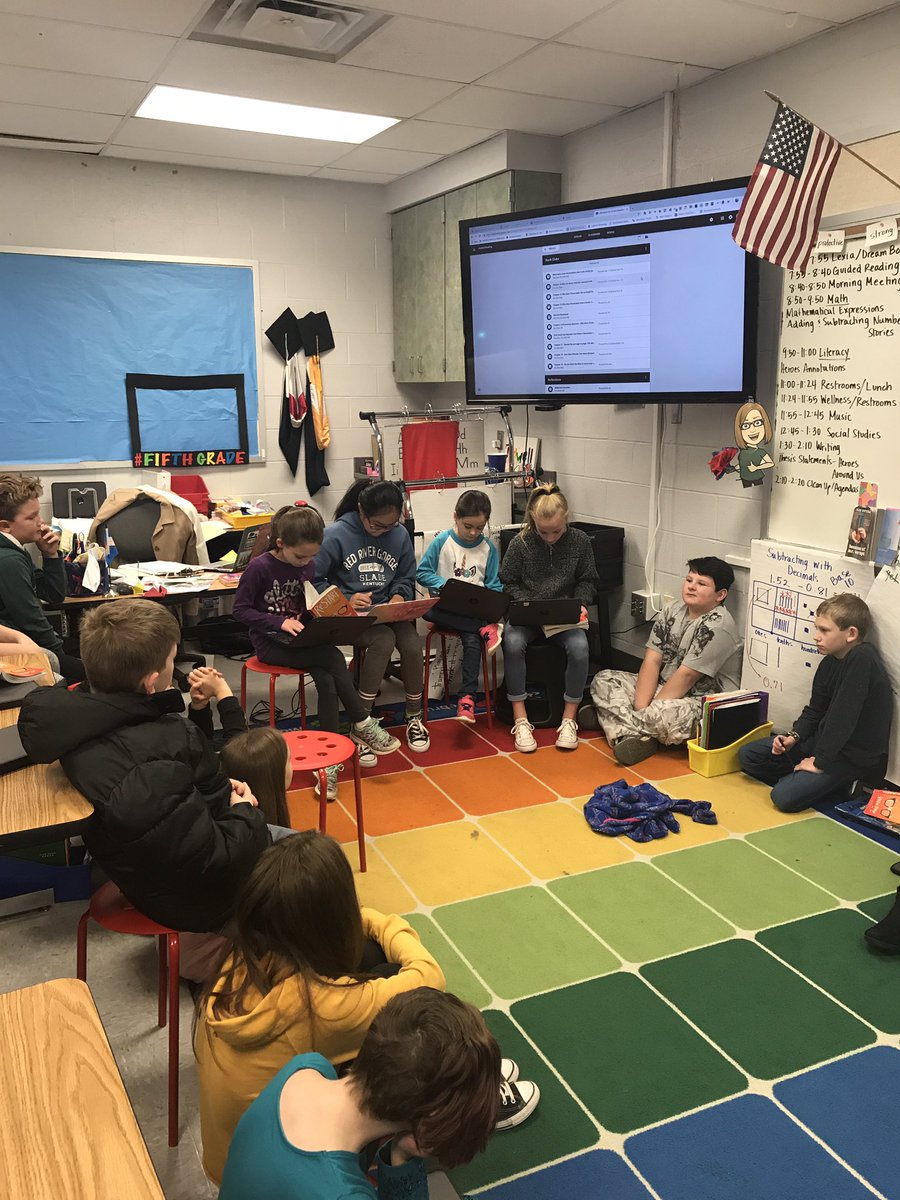 ccethesummit3PT's tweet photo. Modeling discourse in book clubs @shelbycountysch @ccethesummit3PT @CCEBoosters #PoG #effectivecommunicator #responsiblecollaborator #criticalthinker #proud https://t.co/PJoIyQMlWZ