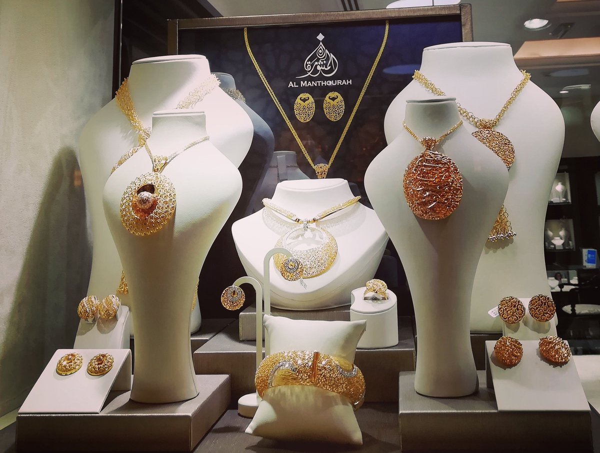 Happy 10th anniversary <a href="/TheDubaiMall/">Dubai Mall by Emaar</a> Bring my wishes to reality. Loving this #AlManthourahCollection from <a href="/damas/">Damas</a> #tdmwishes #tdm10