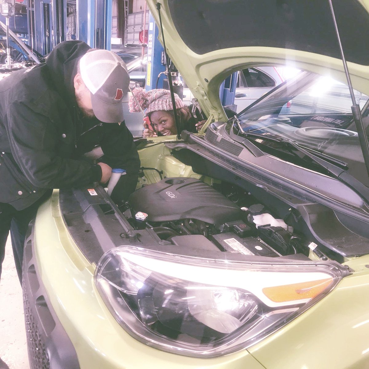 kimberl38972265's tweet image. Share Share Share 

Need your car fixed or regular maintenance done????? Come to our wonderful Service Department at Mike Patton Honda where we make sure you get the best service possible💯💯💯Just dont let our ELF fix it!!!
#AUTOGIRL #Mikepattonhonda #MAKINGBUYINGCARSGREATAGAIN