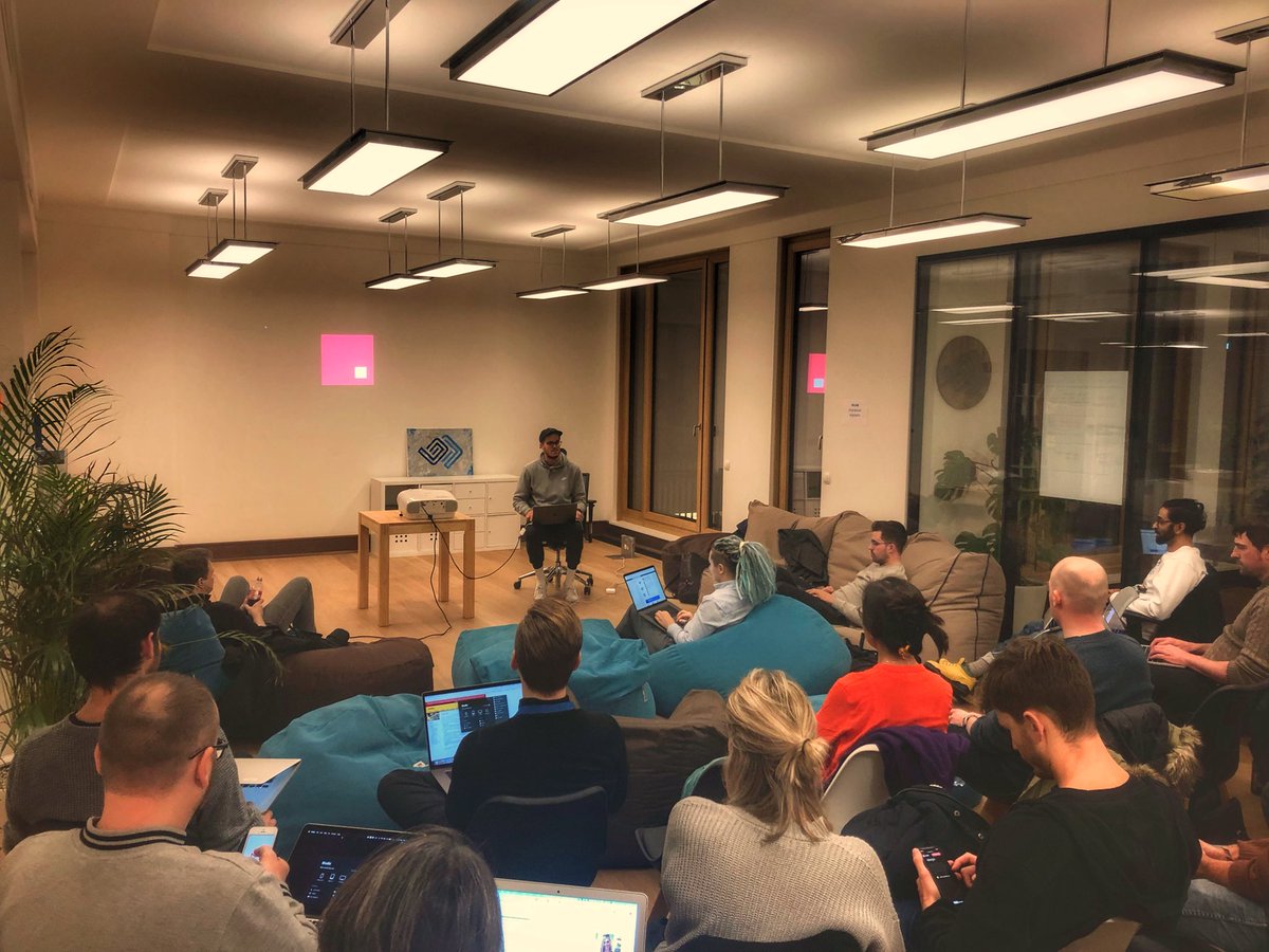 anilbms75's tweet photo. ⁦@ScottSavarie⁩ from ⁦@InVisionApp⁩ facilitating &amp; teaching #designhacks using #InVisionStudio at ⁦@bitgrip_berlin⁩ ⁦@berlinlean⁩ #prototyping #design #ux https://t.co/n6EHzGIPJG