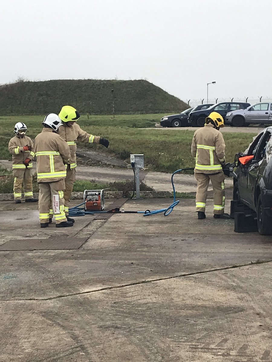 learningfire's tweet photo. Well done to all those firefighters who were successful in today’s Competent Firefighter Assessment at @SFRSTraining a tough day but a great achievement by all. @SuffolkFire #BuildingFutures #CompetentFirefighters https://t.co/80o4ZTn7bF
