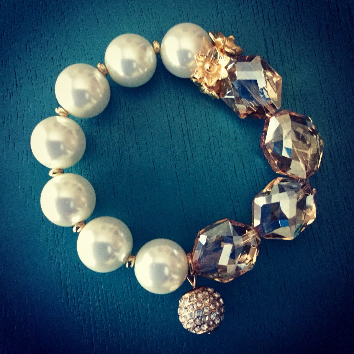 chicbychristina's tweet image. #pearls #bling #custmize #bracelet #handmade #stylish