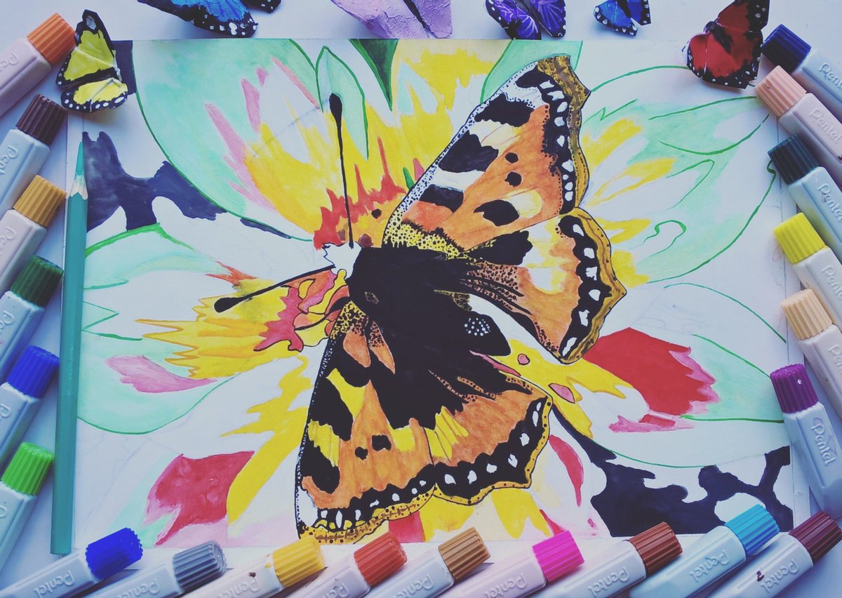 Desenho quase finalizado de uma borboleta 🦋. Espero que gostem 🌹. Utilizei papel <a href="/CansonPaper/">Canson</a> e aquarela <a href="/PenteldoBrasil/">Pentel do Brasil</a>