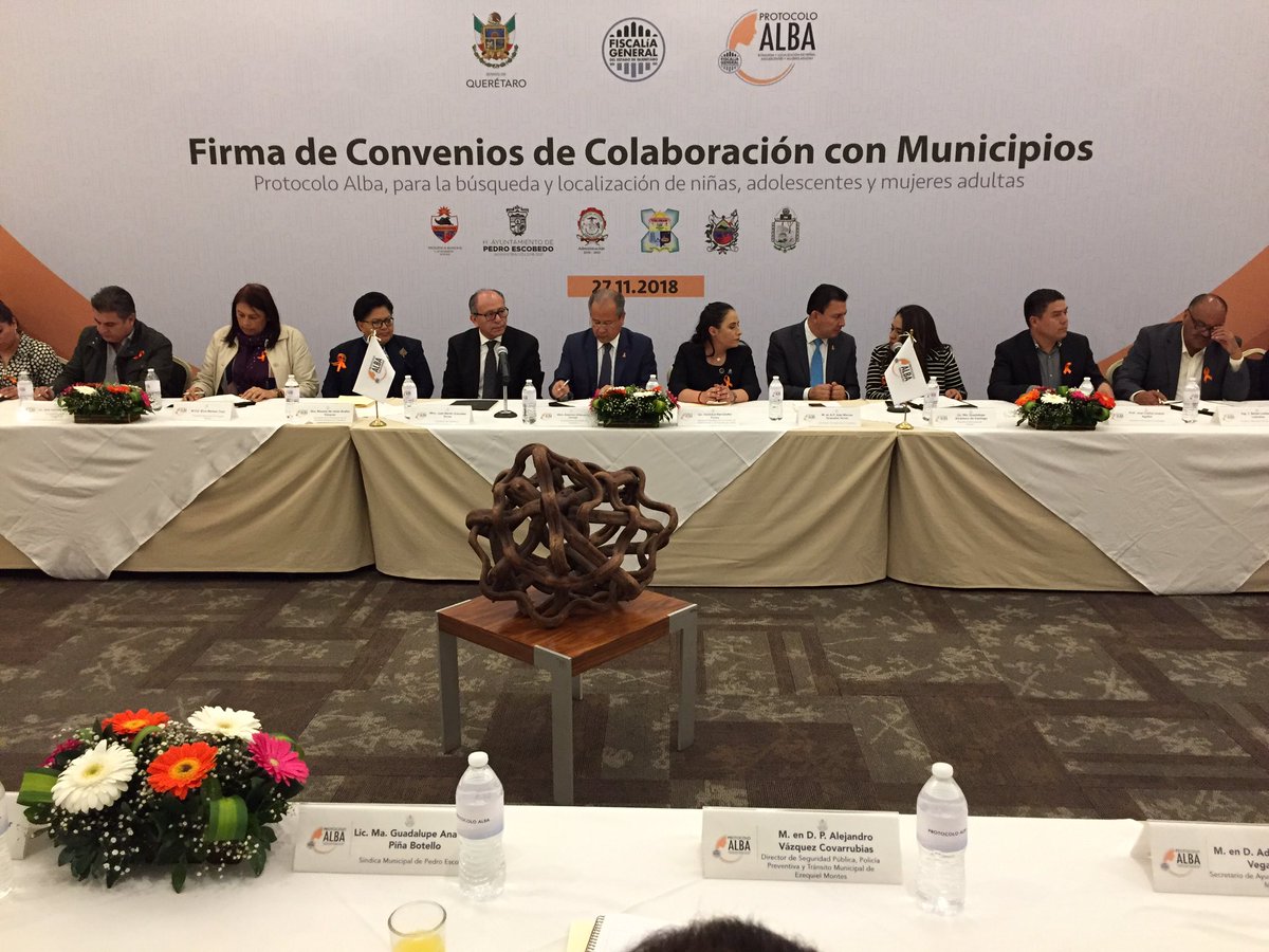 fiscaliaqro's tweet image. La implementación de las herramientas tecnológicas, permite una comunicación eficaz entre la #FiscalíaQro y las corporaciones de policía, dando inmediatez a las solicitudes de búsqueda que derivan de los reportes de no localización #Protoco