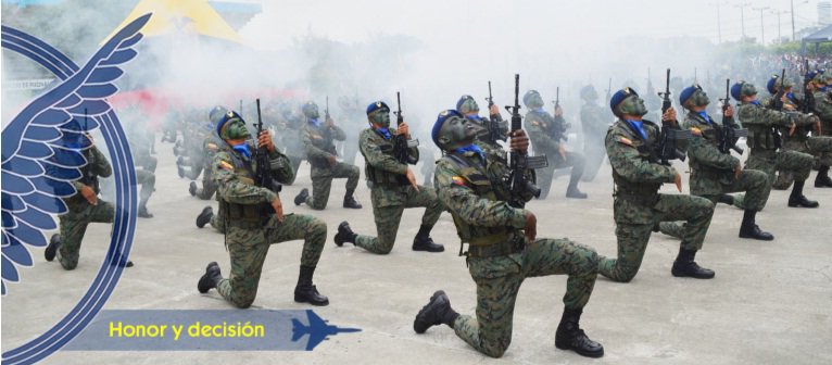 "¡Oh! Infante aéreo de la Patria tu vida es victoria, el vivir y morir por ti es gloria DIOS te guarde en su seno y paz".