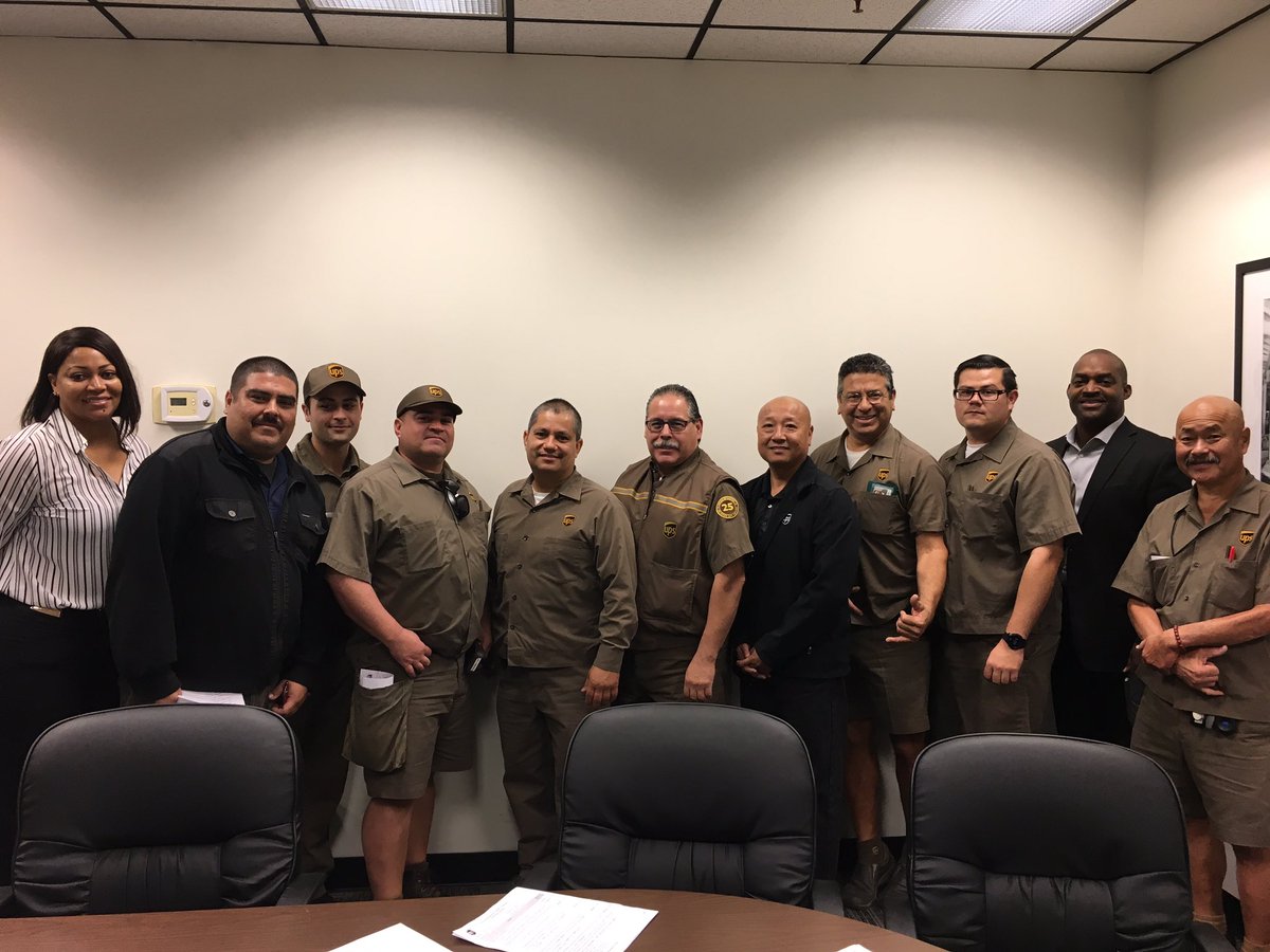OmarWestOps's tweet photo. So proud of this team for keeping our employees safe!#OceancenterZEROdartsYTD!
#staycalmandhavefun @AnaheimDivision @CuceTom @jrindafernshaw https://t.co/sdcayhzd1A