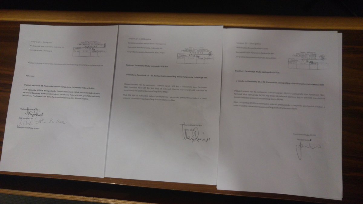 tinajelindizdar's tweet photo. SDP BIH: Papiri koji dokazuju da su formirani poslanički klubovi koji jedini mogu predložiti rukovodstvo doma. Edin Mušić je kazao kako klubovi nisu formirani, pa tako prijedlog nije mogao biti legitiman #PDFBiH @N1infoSA https://t.co/qiVjfAweFo