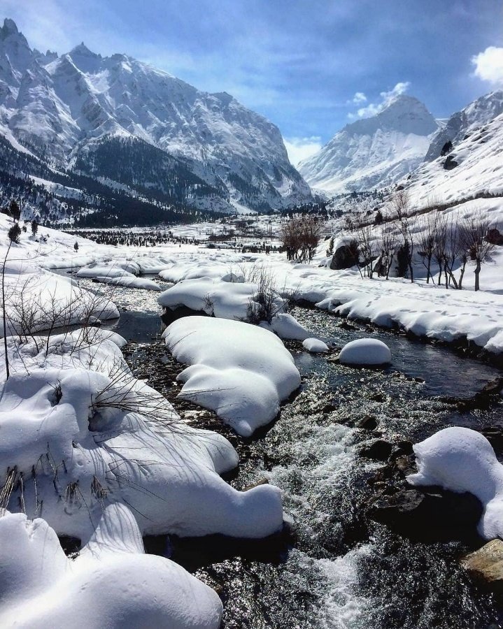 Gilgittheheaven's tweet photo. Winter in Gilgit Baltistan!😍

#GilgitBaltistan #BeautifulPakistan https://t.co/In5jjIsDzP