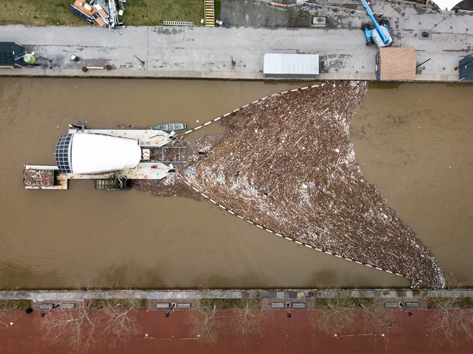 Since our creation, trash wheels have eaten nearly 1000 tons of literal garbage, preventing it from entering our oceans. On #GivingTuesday you can say thank you by: 
- Buying our holiday t-shirt:  bit.ly/TrashyHoliday
- Donating to keep us churnin': bit.ly/TrashWheelDona…