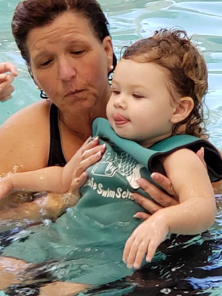 stonedcolddiva's tweet photo. Update on little fishy Kay 🐠 this girl is the coolest kid I’ve ever met and she loves the water so much! https://t.co/vyn4cFZKsu