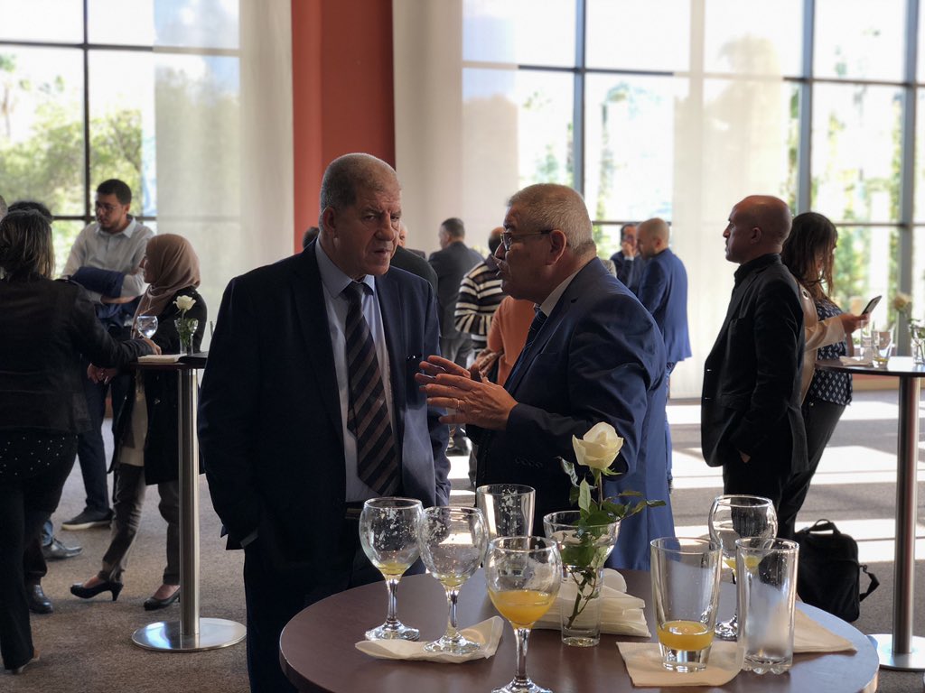 hilell2's tweet photo. #The #cloud #day  #2018 : intervention de Mr Graba qui  nous parle de la transformation digitale 🚀 #Issal #salesforce #googlecloud @issal https://t.co/reLxMHCrvA