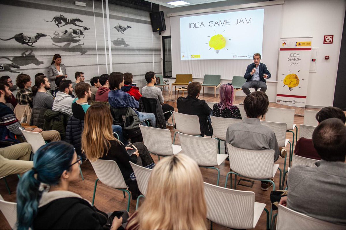 videojuegosAEVI's tweet photo. Os dejamos con algunas imágenes del acto de clausura de 💡#IdeaGameJam Muchas gracias a todos los desarrolladores que han participado en la 'Defensa de la #propiedadintelectual' #videojuegos #desarrollo #devs #indiegames https://t.co/ThIMIp39kH