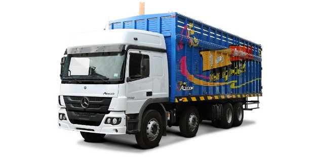 La empresa <a href="/Divemotor/">Divemotor</a> presentó una renovada versión del Mercedes-Benz #ATEGO3030 especial para hacer negocios. 
 aap.org.pe/divemotor-pres…