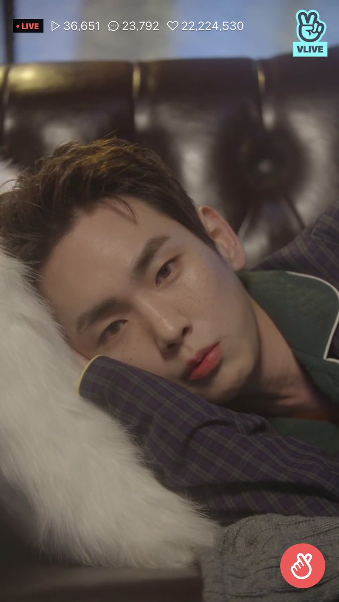 brucepee's tweet photo. 寝る前に昨日の可愛いボミたんを❤️
#Key #SHINee #OneofThoseNights #Face #Key1stAlbumFace https://t.co/IBEWzrkpoO