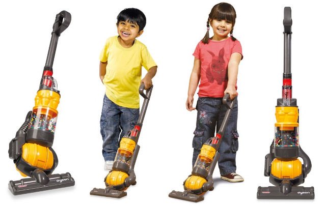 diana_chastain_'s tweet photo. So @Dyson sells a kid vacuum that actually works and it’s only $30.
My new #MomHack: Buy one for each kid. 👍🏻
https://t.co/NFuTtpj5Q4
#momlife #parentingwin #parentingforreal @JeffandJennShow https://t.co/V1nw76Lyli