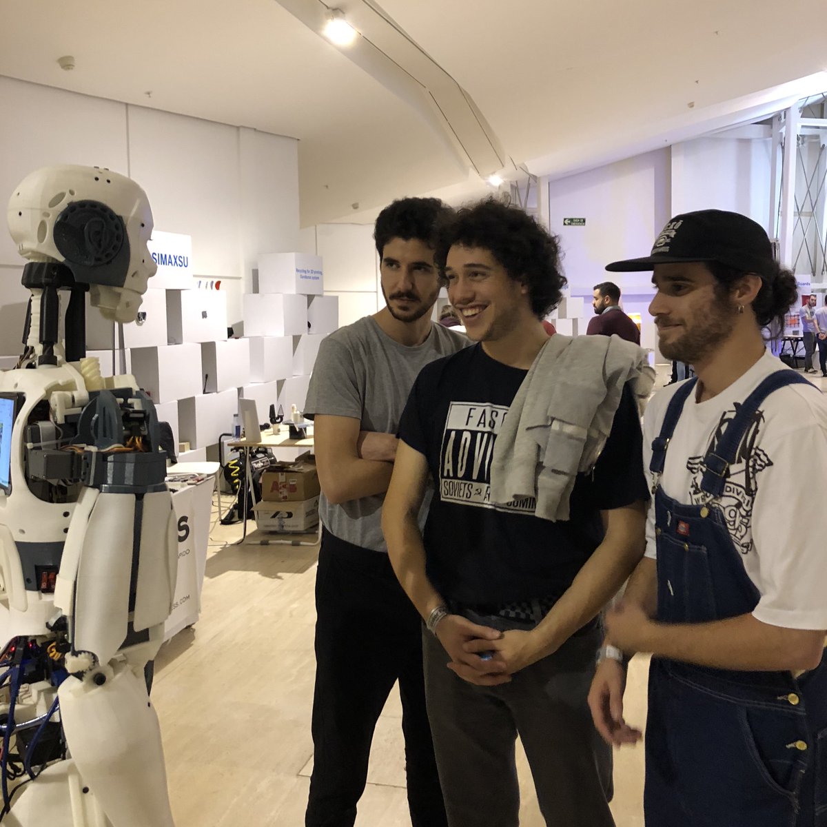 InMoov's tweet photo. Mucho amor por los #makers españoles ❤️
THANK YOU @MAKERSGALICIA
Thank You for all your kindness and special gifts.
We met lots of interesting and fun people,
and we had a great time 🚀 https://t.co/1YijTh0E6V