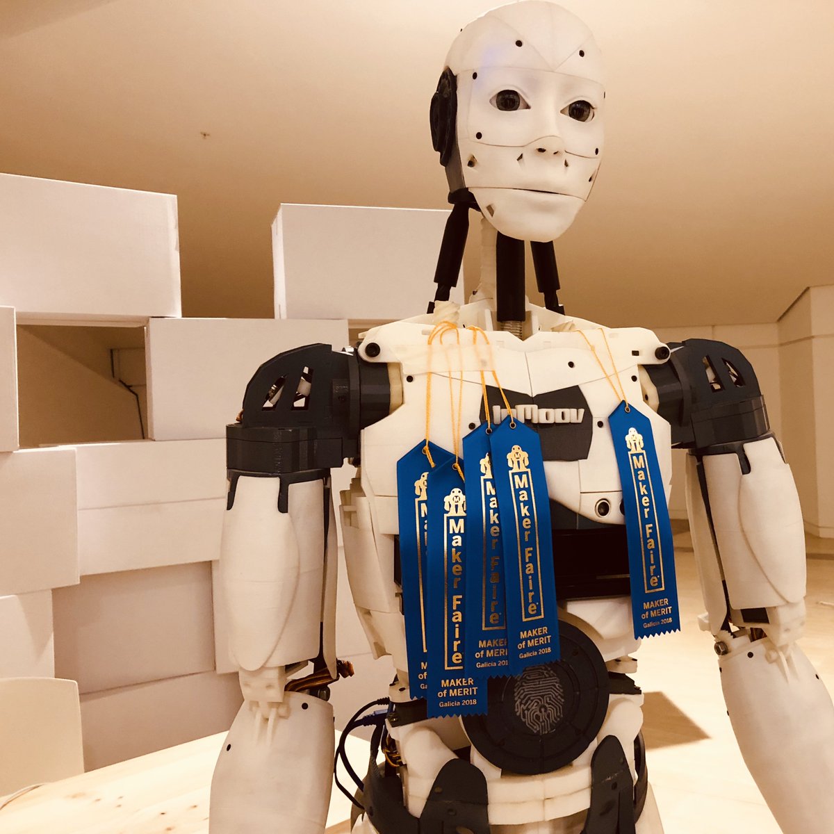 InMoov's tweet photo. Mucho amor por los #makers españoles ❤️
THANK YOU @MAKERSGALICIA
Thank You for all your kindness and special gifts.
We met lots of interesting and fun people,
and we had a great time 🚀 https://t.co/1YijTh0E6V
