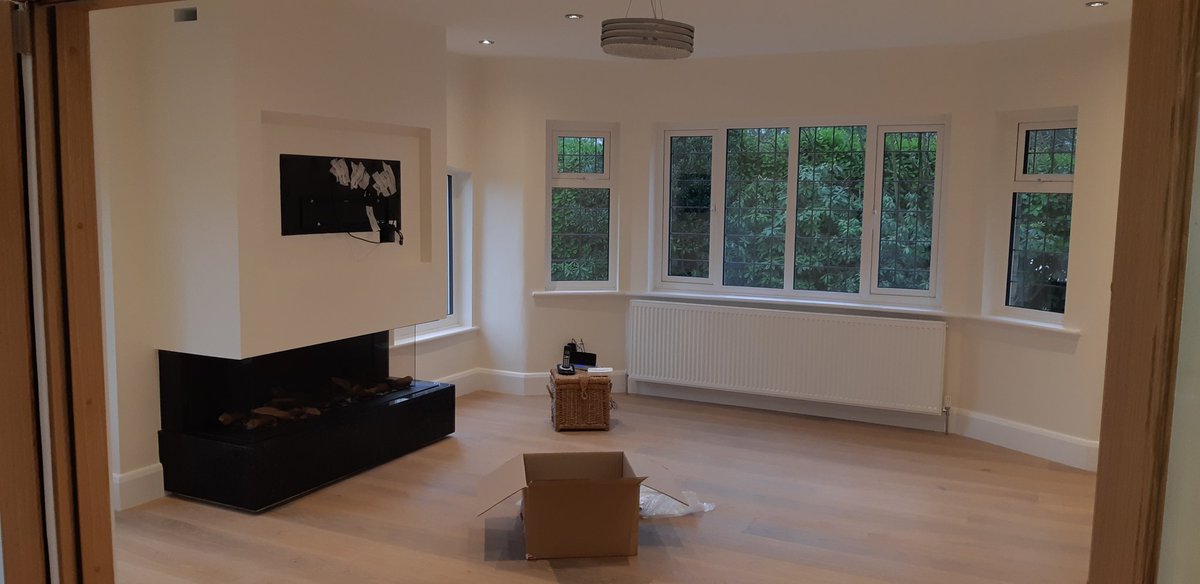 NTorranoHarling's tweet photo. 2 newly refurbished rooms finished today for a regular customer. Paints used @LeylandTrade Contract @JohnstonesTrade Acrylic Matt Trim paint @BenjaminMooreUK Satin @osmo_uk wax. Rollers @PurdyPaintTools #Colossus Brushes @topdecbrush #GoldPro @picassobrush #Minotaur https://t.co/igCwN9ucwE