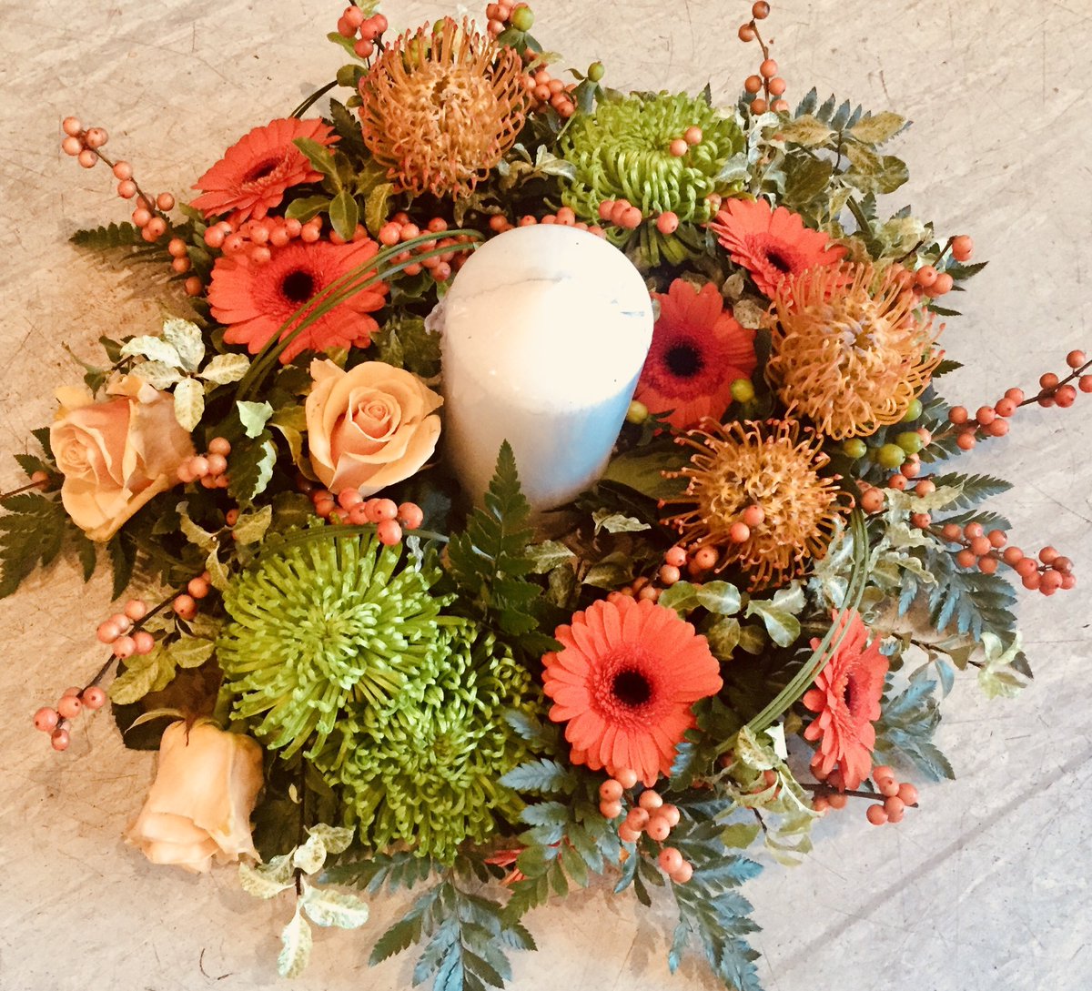greensleeves3's tweet photo. Doors open #ShopLocalInterflora #SmallBusinessSaturdayUk #Reigate #Redhil #Cheam https://t.co/brW42Yx4tV