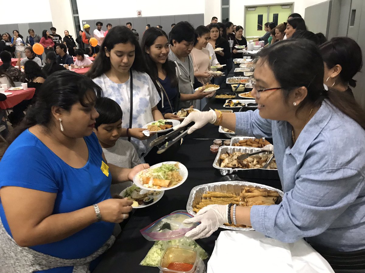 RfkSvah's tweet photo. Thank you SVAH families and friends for celebrating with us at our annual Family Potluck Dinner! https://t.co/uWxlSqRKUx