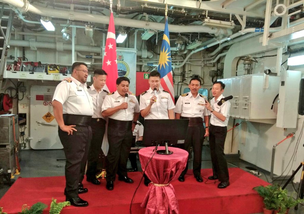 KdLekiuFrigate's tweet photo. It's Never Ending Cocktail Party! Heart warming Cocktail with involvement of RMN and RSN on board RSS TENACIOUS.Pleasure to participate while enjoying the food and blasting performance!
@tldm_rasmi
@mindefsg
@rusliramli544
@MPA_Barat
@RickySuhaimi
#ReadyforSeaPhase
#MALAPURA2018 https://t.co/hLMxReUZML