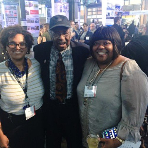 NoirDesignParti's tweet image. #GivingTuesday: We've Got More Stories to Tell: Sharing the stories of #Detroit's Black Architects through tours, lectures, exhibits, and now video interviews. - mailchi.mp/31c98273e0a5/w…

#architects #blackarchitects #blackhistory