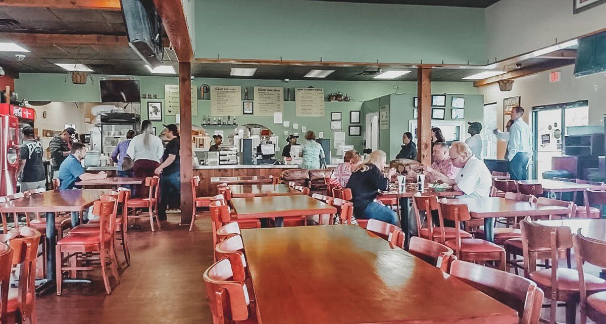 Stop into Mami’s today for TACO TUESDAY 🌮