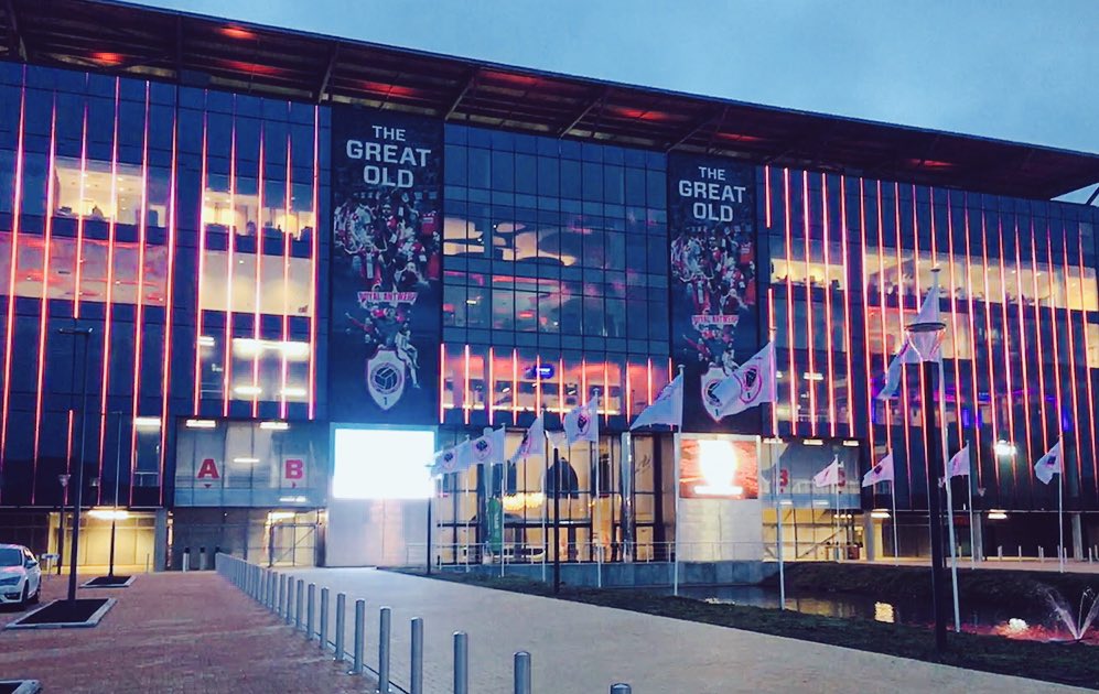 Jikkemien Vertonghen (@jikkemienv) on Twitter photo Brainstormsessie voor volgende #sportinnovatiecongres Hoe digitalisering inzetten vr doelgroepen? Aandacht voor kritische kijk, valkuilen en randvoorwaarden! Dank voor de interessante tafel! Zo een thema móet ook aan bod komen! <a href="/SportVlaanderen/">Sport Vlaanderen</a> #SIC191019 Brainstormsessie voor volgende #sportinnovatiecongres Hoe digitalisering inzetten vr doelgroepen? Aandacht voor kritische kijk, valkuilen en randvoorwaarden! Dank voor de interessante tafel! Zo een thema móet ook aan bod komen! <a href="/SportVlaanderen/">Sport Vlaanderen</a> #SIC191019