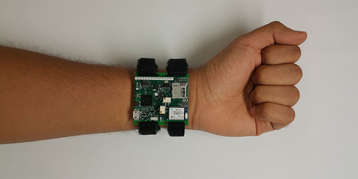 TAMUEngineering's tweet photo. A team of researchers from @TAMU and @Yale are working to develop a wrist-worn, cuffless blood pressure monitoring system. The research is funded by a $1.2 million grant from @NIBIBgov.
https://t.co/UmgPemFErC
#EngineeringResearch #TAMUEngr #TAMU
@TAMUECE @CSE_at_TAMU
 @YaleMed https://t.co/GR8Kw6ZiyA