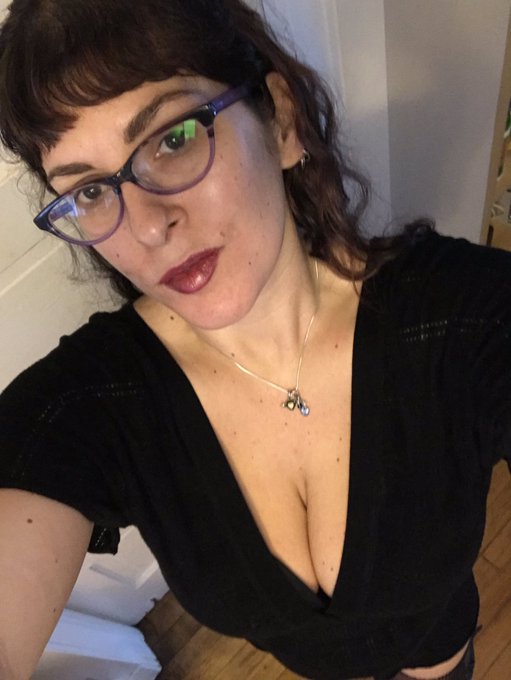 Live at https://t.co/PZbCWldcYm I&rsquo;m available for PVT shows again at @chaturbate https://t.co/1kCSud<a href="/tag/thankful"class="tags"><span>#thankful</span></a>