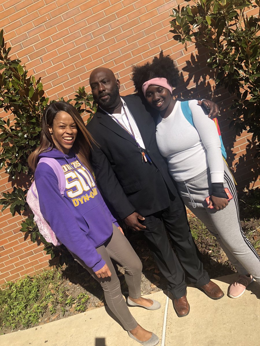cedashak's tweet photo. people really don’t understand how big of an impact this man has made on people’s life! Dr. Renardo Murray is really a Father away from home from all of us in the Alcorn State Marching band! Y’all might call him Doc but we call him Pops❤️ #BringDocBack https://t.co/w2LqMLIJ5U