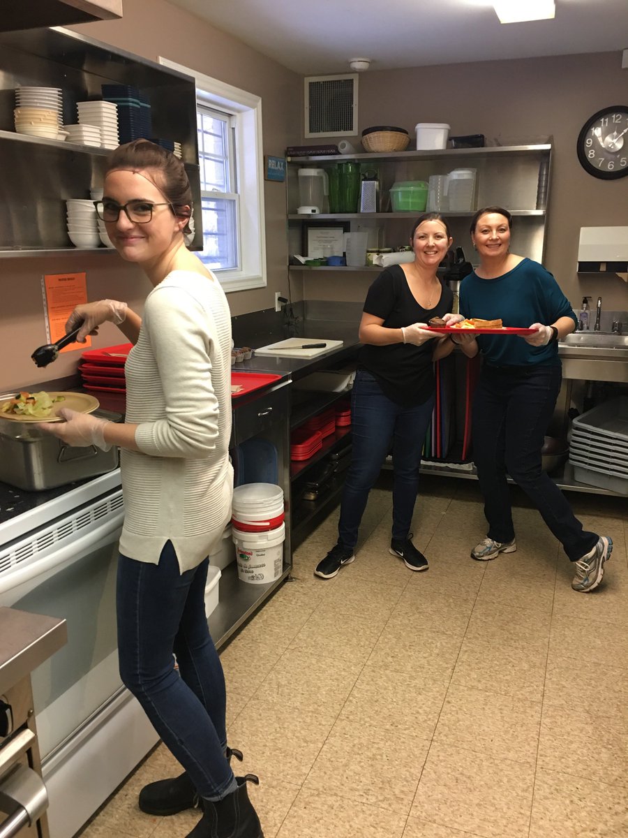 Today on #GivingTuesdayCA  #GivingTuesdayPEI <a href="/TheGrayGroup/">The Gray Group</a> split up and helped out at The Soup Kitchen and The Food Bank #PEIGives